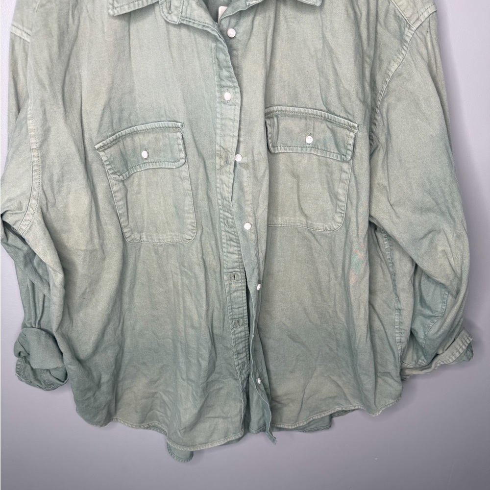 NWT Aerie Faded Boyfriend Button Down - Picture 5 of 11